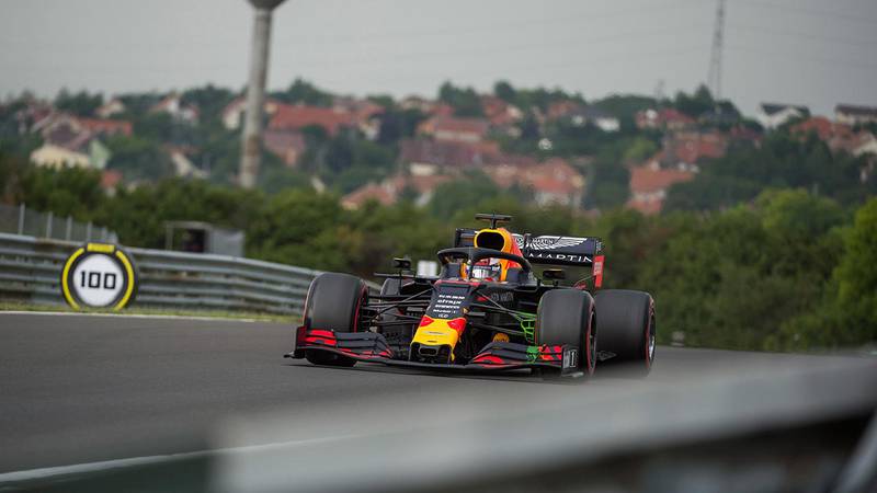 ¡Verstappen logra la primer pole de su carrera en Hungría!