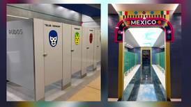 Con motivos de la lucha libre y las trajineras: Así son los baños del aeropuerto de Santa Lucía