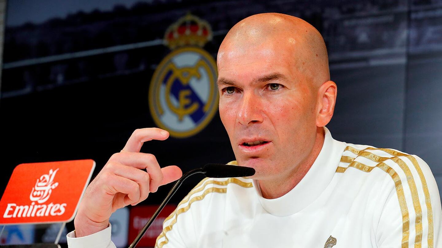 Zidane aseguró que no piensa en lo que podría pasar si el Real Madrid pierde ante el Barcelona