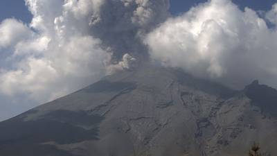 Se enoja Don Goyo: Se registran fuertes explosiones en el volcán Popocatépetl