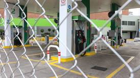 CRE ‘pone pausa’ a entrega de 400 mdd en permisos al sector gasolinero