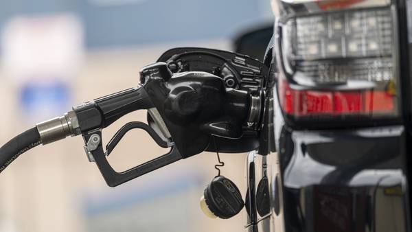 Recaudación por IEPS a combustibles podría ser negativa si persiste temor a un ‘gasolinazo’: BBVA