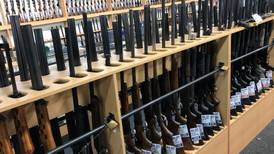 Nueva Zelanda prohíbe armas semiautomáticas tipo militar y rifles de asalto tras ataque a mezquitas