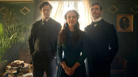Detrás del estreno de 'Enola Holmes': familia del creador de Sherlock demanda a Netflix 