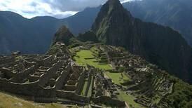 Crisis política en Perú: Cierran Machu Picchu indefinidamente por protestas 
