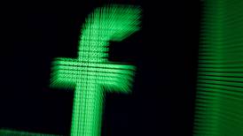Facebook elimina casi 800 cuentas por difundir 'fake news'