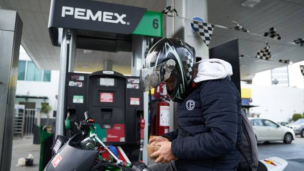 Hacienda ‘consiente’ a automovilistas: no pagarán IEPS por gasolinas