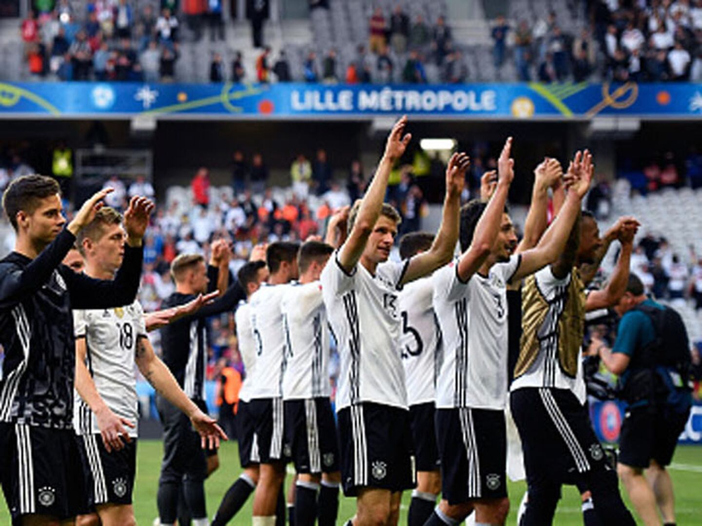 Alemania rompió la maldición ante Italia y está en semifinales