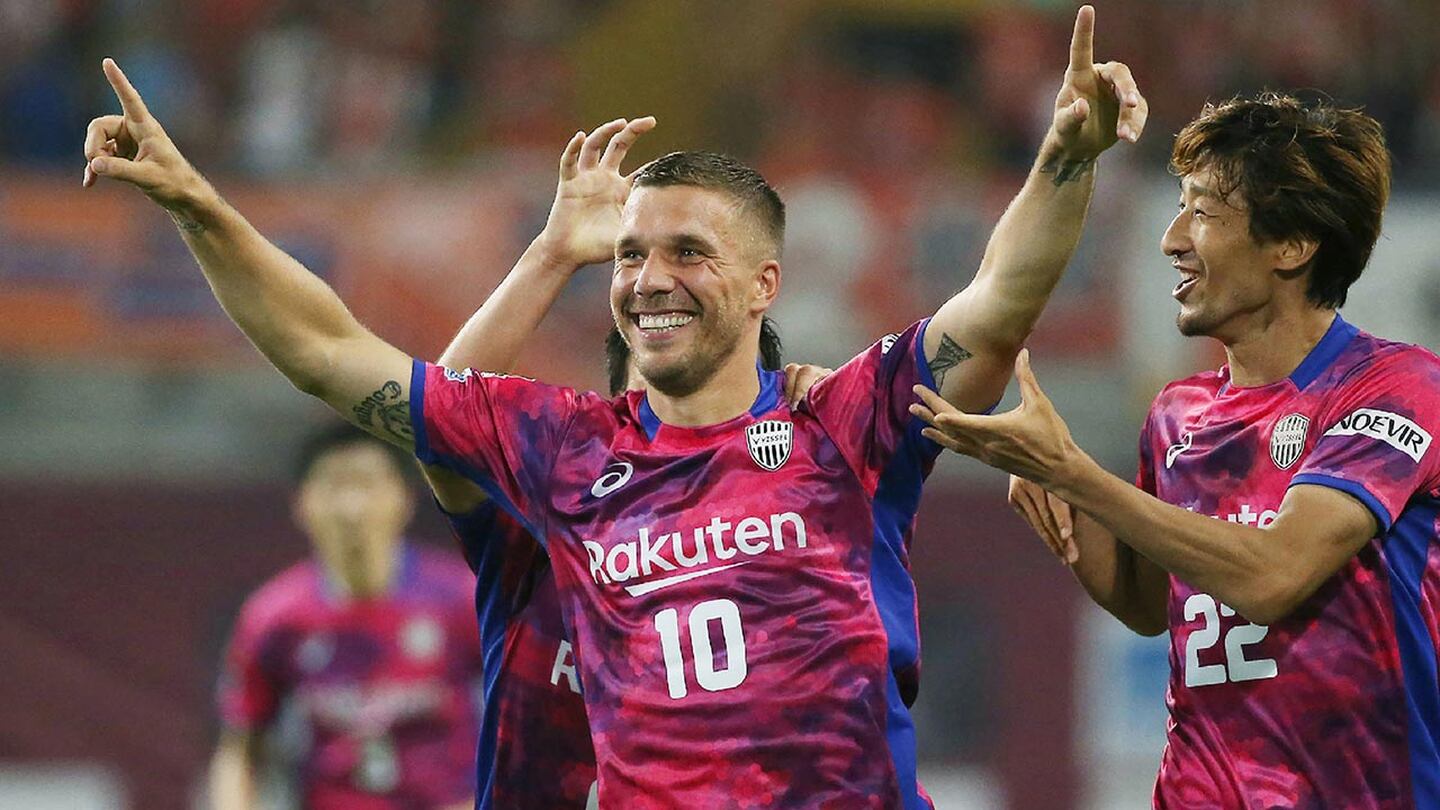 Lukas Podolski se despidió del Vissel Kobe de Japón