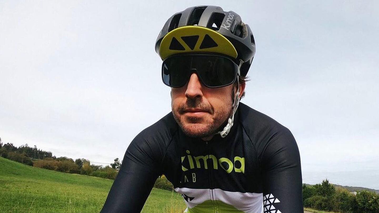 Fernando Alonso fue atropellado mientras hacía ciclismo en Suiza