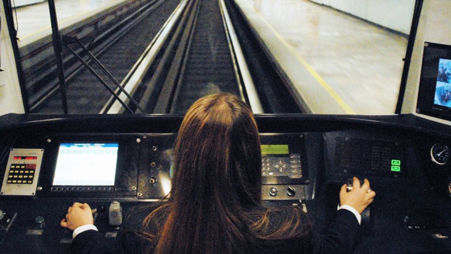 Próxima estación: ¡La quincena! ¿Cuánto gana un conductor del Metro? – El  Financiero