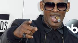 R. Kelly: el cantante al que la industria le ‘solapó' acusaciones de abuso sexual