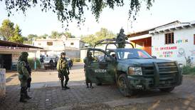Ejército es ‘pueblo uniformado’: mexicanos apoyan su trabajo en seguridad y construcción