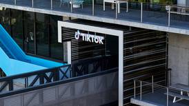 Cámara Baja de EU aprueba que la plataforma de TikTok sea vendida o prohibida 