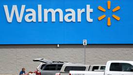 Ventas y ganancias de Walmart repuntan en primer trimestre por pandemia de COVID-19