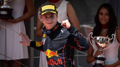 El piloto reserva de Checo Pérez y Verstappen fue suspendido indefinidamente por Red Bull