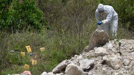 Hallan fosa clandestina en Puebla con restos humanos; padres fueron guiados por ropa y zapatos 
