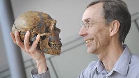 Svante Paabo gana el Nobel de Medicina por descubrimientos sobre la evolución humana