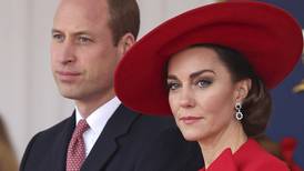 Kate Middleton reaparece: Así fue captada de compras junto al príncipe William