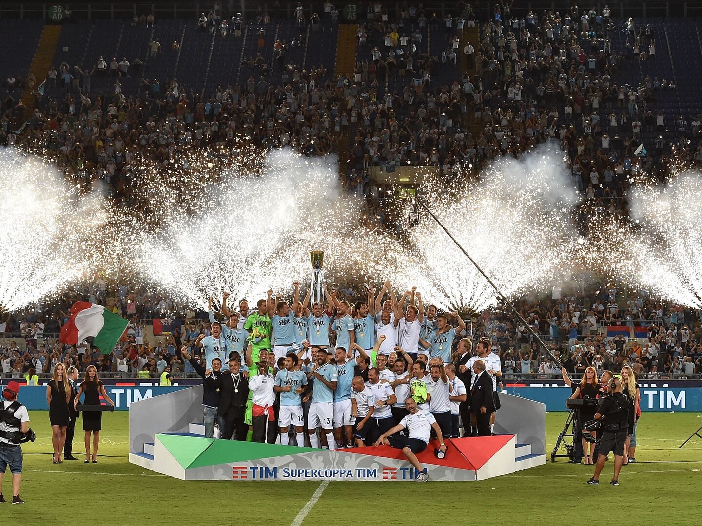 Lazio, campeón de la Supercopa de Italia, tras vencer a Juventus