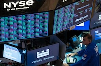 Wall Street cierra con ‘números verdes’; BMV avanza 0.79%
