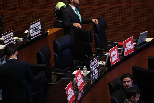 Oposición expresa voto vs. ‘terrorismo fiscal’ por impuestos a refrescos; señalan control del gobierno