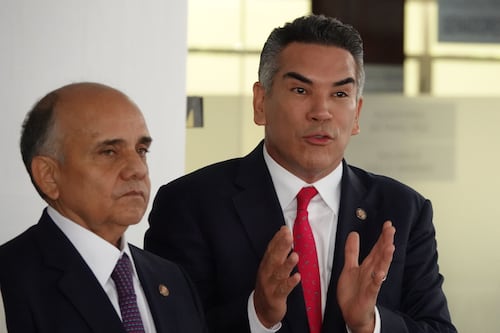 PRI acusa a Mario Delgado de dañar el futuro de los niños: ‘Terminan perdiendo los menores’