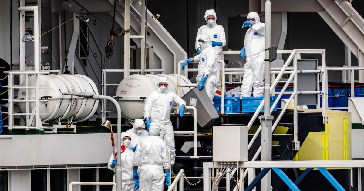 El hantavirus, la OMS, la humanidad y el derecho marítimo