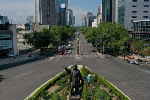 Moody's recorta calificación de México