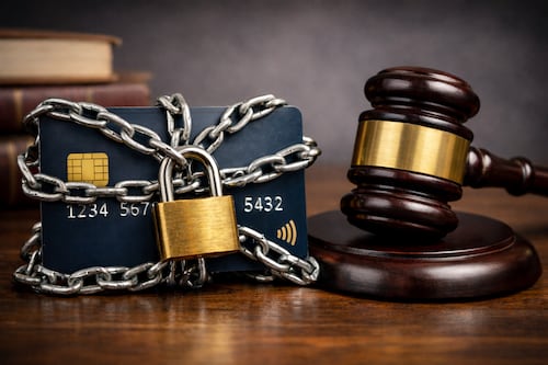 Bloqueo de cuentas UIF: consecuencias jurídicas del nuevo criterio de la Corte