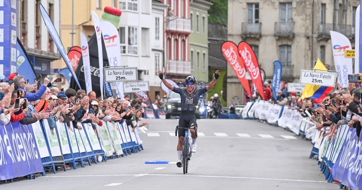 Edgar Cadena, ciclista mexicano, gana la Etapa 3 de la Vuelta a Asturias: ‘Estoy feliz de haberlo logrado’
