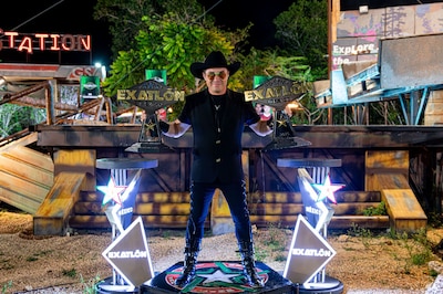 Antonio Rosique regresa como conductor principal de 'Exatlón Cup 2025'. (Foto: Cortesía TV Azteca)