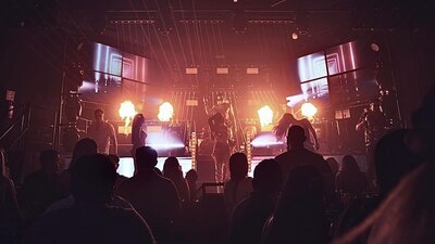 El bar Plan B tiene música en vivo con una banda que interpreta canciones de diferentes géneros. (Foto: Facebook Plan B 80' 90')