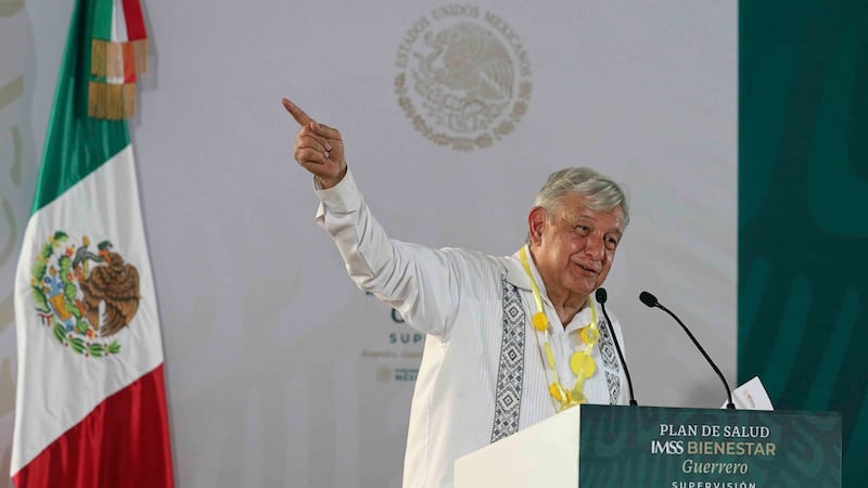 El problema de López Obrador no es con sus adversarios, es con la historia