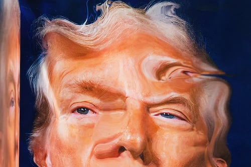 Cómo Trump se convirtió en el ‘estafador en jefe’: enumeramos las maneras