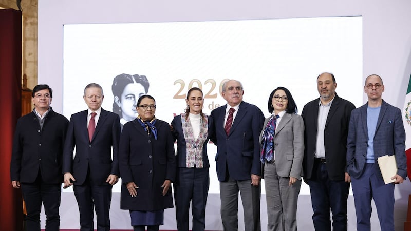 Sheinbaum define reforma electoral: Achicar Senado, eliminar PREP, reducir gasto y votar pluris