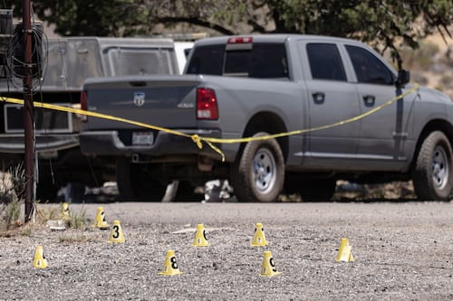 Tres adolescentes asesinan y prenden fuego a militar retirado en Mexicali