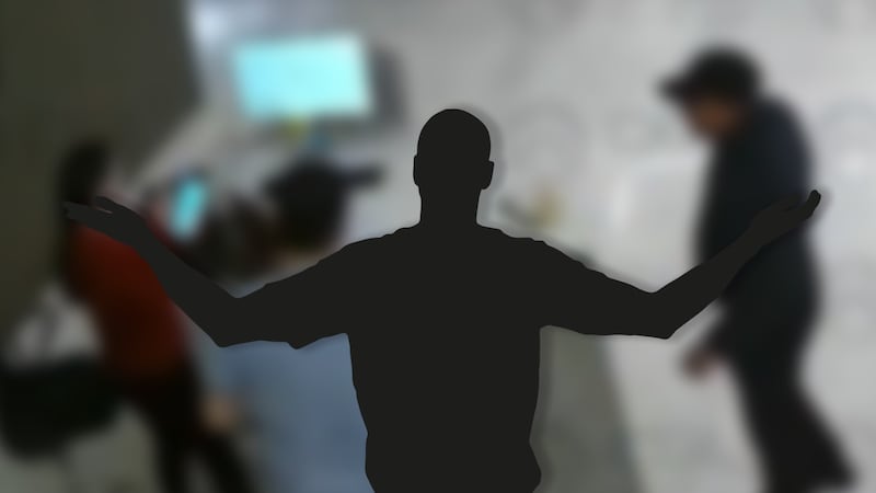Huésped que golpeó a recepcionista se quedó 2 semanas más en hotel Park Life Paradox Santa Fe