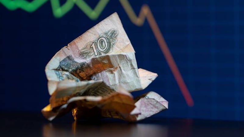 En caída libre: Tras sanciones, acciones rusas en Londres borran 98% de su valor en dos semanas