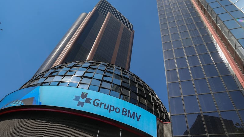 BMV pierde 0.37% en balance semanal; Wall Street ‘descansó’ por viernes festivo