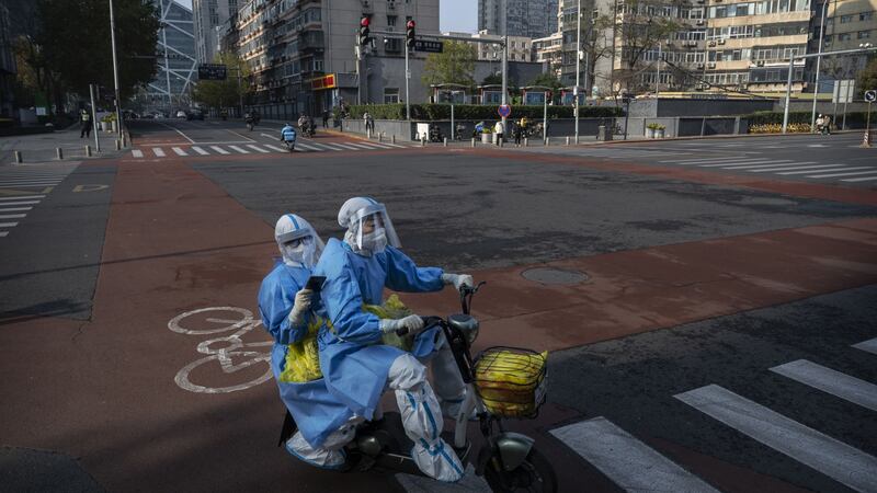 BF.7 de COVID: ¿Qué sabemos de la nueva variante que desbordó los crematorios en China?