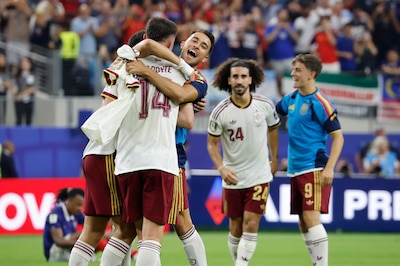 La selección de España celebra la victoria ante Francia y su pase a la final del Mundial de la FIFA 2026. (Foto: EFE/ Lavandeira Jr)