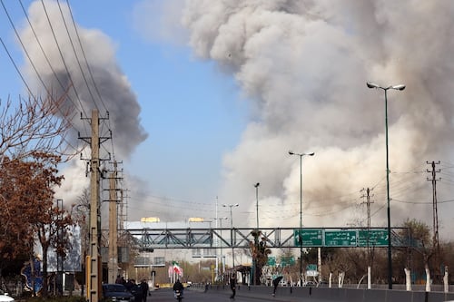 ¿Por qué Irán ataca a EU con drones y no con misiles? ‘Podría conservar armas más avanzadas’, advierten