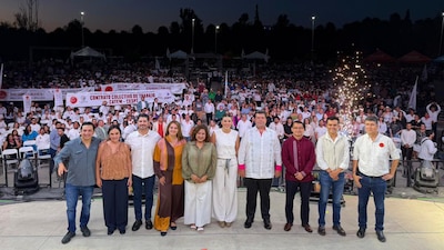 Pedro Haces reconoció a la fuerza laboral y su aportación al país.