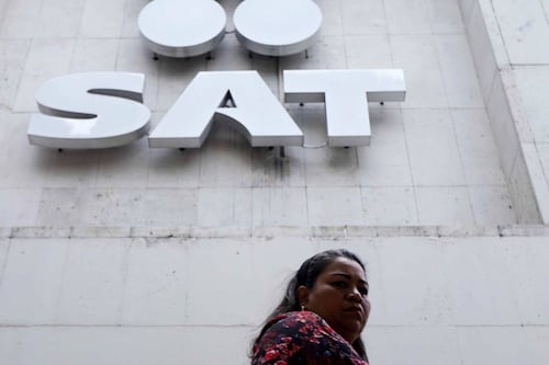 Déficit fiscal resulta menor al previsto por contención del gasto