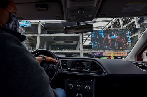 ¿Quieres ver una película? CDMX permitirá reapertura de autocinemas
