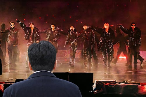 ‘Danger’: Policía surcoreana ordena detener a presidente de HYBE, agencia de BTS, por fraude
