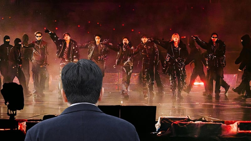 ‘Danger’: Policía surcoreana ordena detener a presidente de HYBE, agencia de BTS, por fraude