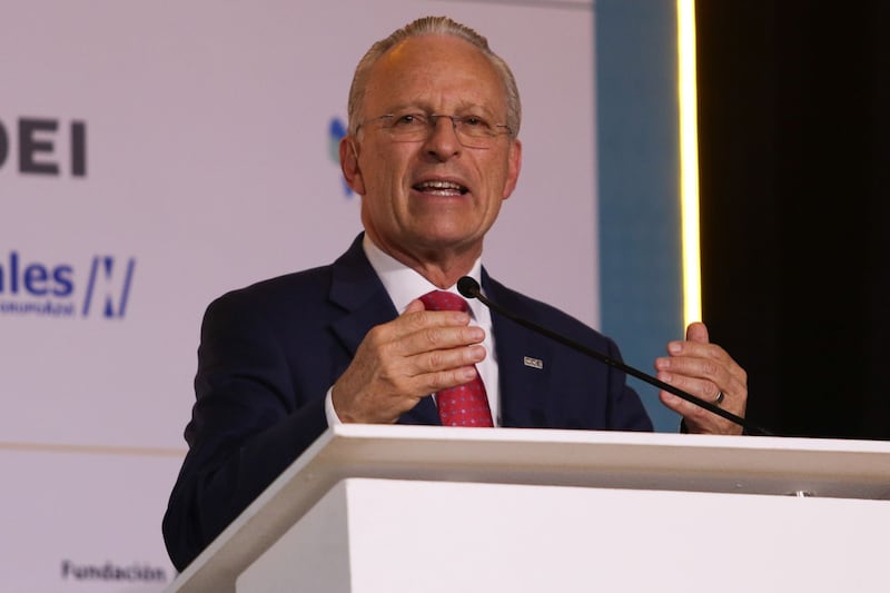 Extenderán el T-MEC tras las elecciones en EU, prevé José Medina Mora, presidente del CCE