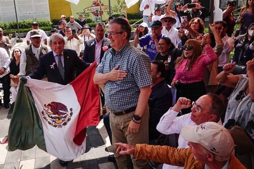 Se conforma la boleta presidencial con Ebrard